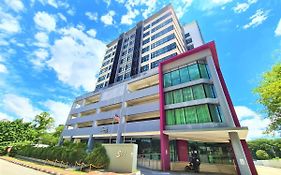 Nexus Business Suite Hotel